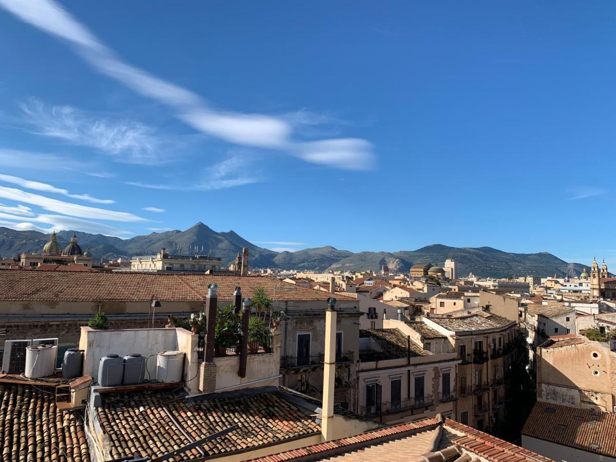 Dimora Sinibaldi Bed & Breakfast Palermo Bagian luar foto