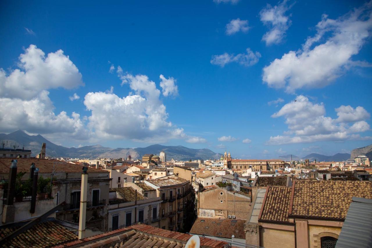 Dimora Sinibaldi Bed & Breakfast Palermo Bagian luar foto