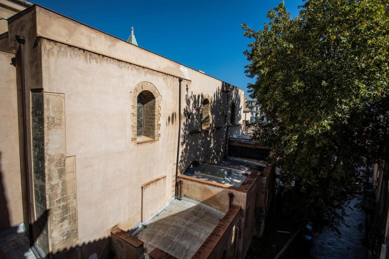 Dimora Sinibaldi Bed & Breakfast Palermo Bagian luar foto