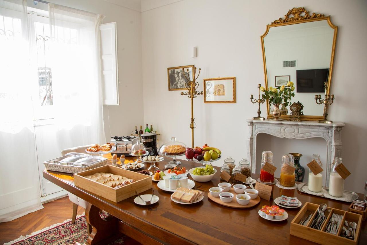 Dimora Sinibaldi Bed & Breakfast Palermo Bagian luar foto