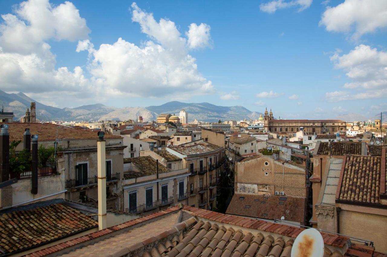 Dimora Sinibaldi Bed & Breakfast Palermo Bagian luar foto